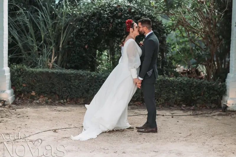 boda masia niñerola maria cristian portada sesion pareja