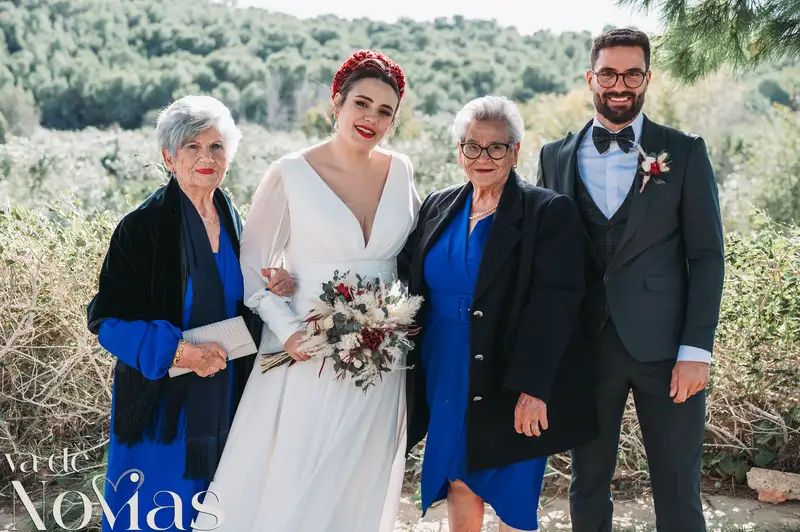 boda masia niñerola maria cristian coctel grupales