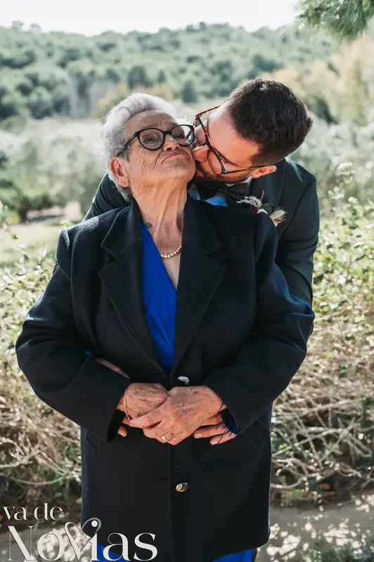 boda masia niñerola maria cristian coctel grupales