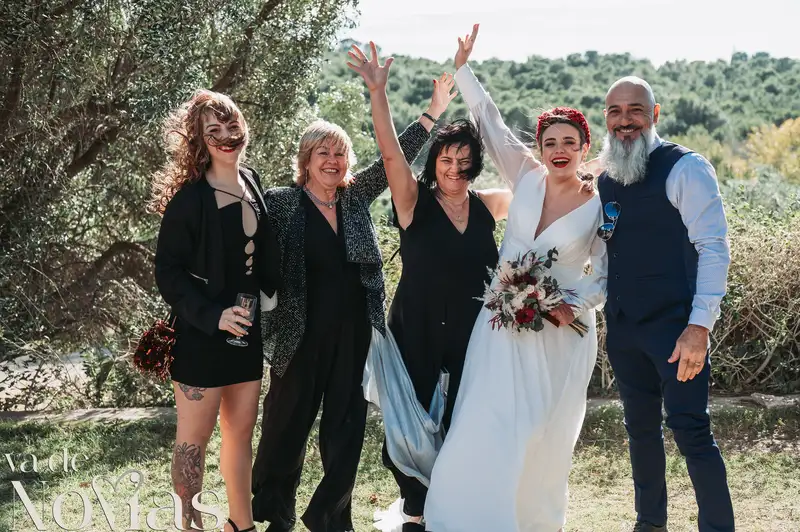 boda masia niñerola maria cristian coctel grupales