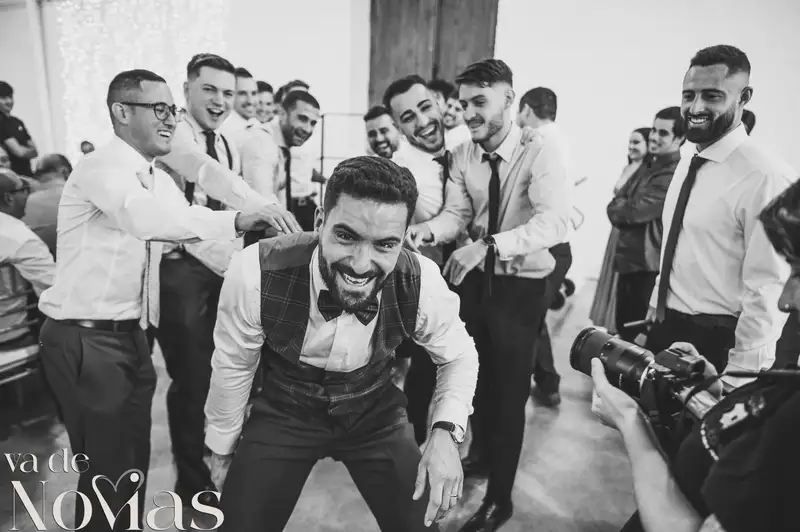 boda masia niñerola maria cristian BW banquete portada