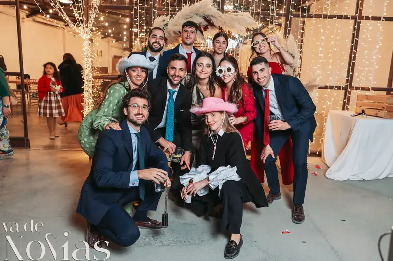 boda masia niñerola maria cristian photocall