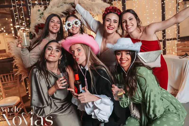 boda masia niñerola maria cristian photocall portada