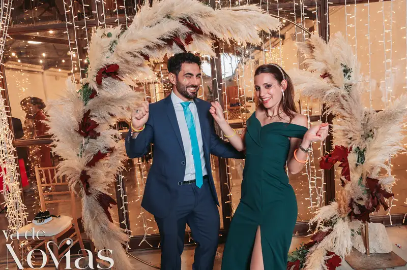 boda masia niñerola maria cristian photocall