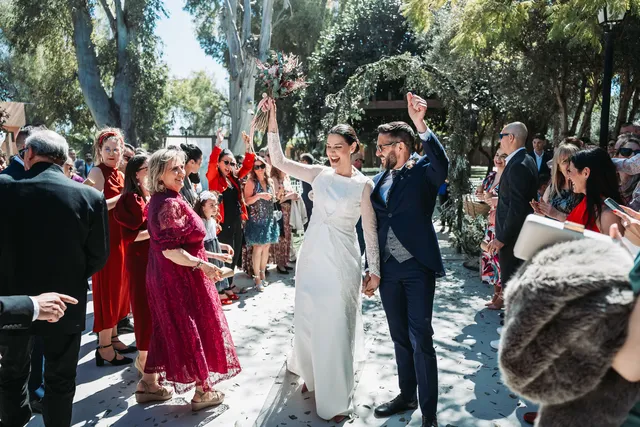 reportaje de boda 29 marzo 2025 hort villa divertidas portada salida ceremonia