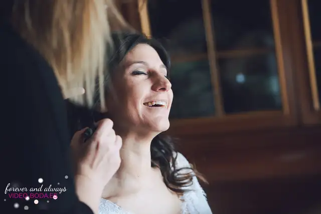 fotografías novia maquillandose