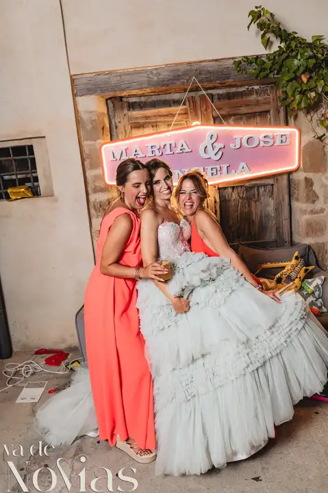 Mas de Alzedo Ribarroja Marta Jose photocall