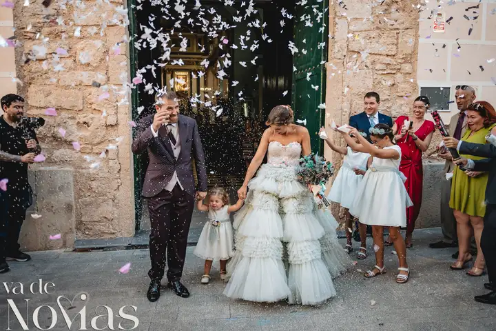 Mas de Alzedo Ribarroja Marta Jose salida ceremonia