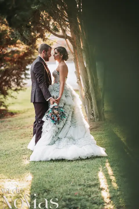 Mas de Alzedo Ribarroja Marta Jose portada sesion pareja