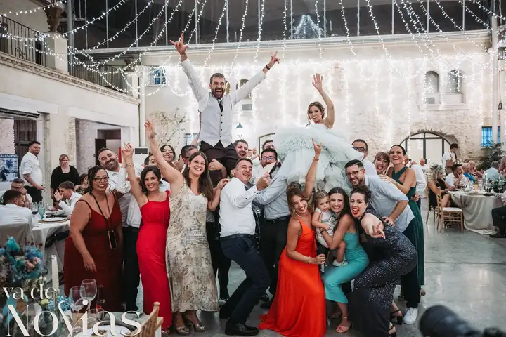 Mas de Alzedo Ribarroja Marta Jose banquete divertidas portada