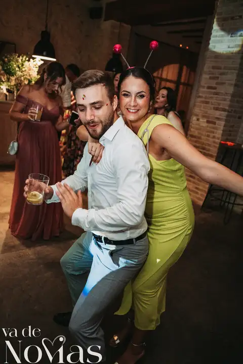 Mas de Alzedo Ribarroja Marta Jose fiesta