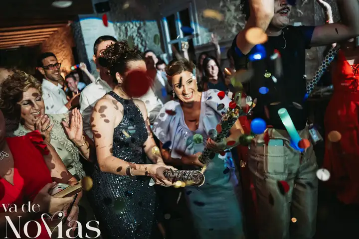 Mas de Alzedo Ribarroja Marta Jose fiesta