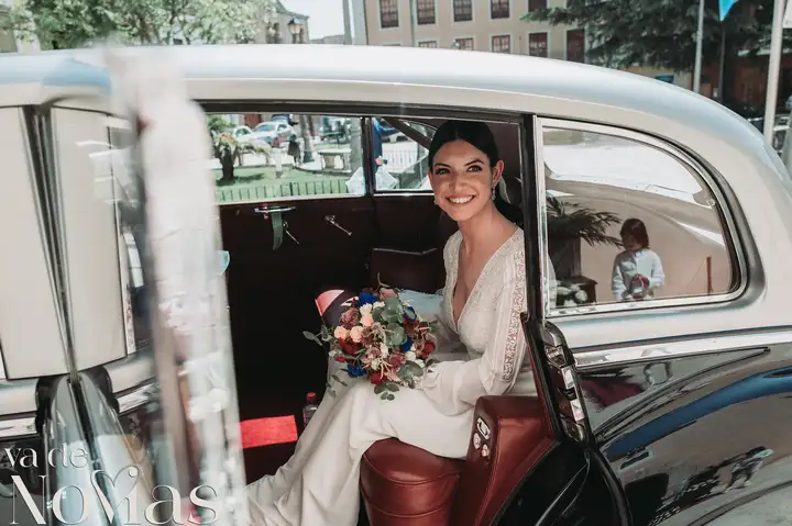 Reportaje de boda jardines la Cartuja Monica Hector Mayo 2023 Salida / Entrada