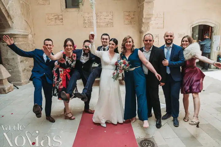 Reportaje de boda jardines la Cartuja Monica Hector Mayo 2023 ceremonia grupales