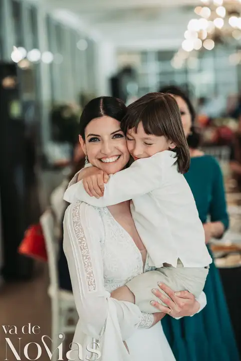 Reportaje de boda jardines la Cartuja Monica Hector Mayo 2023 banquete emotivas