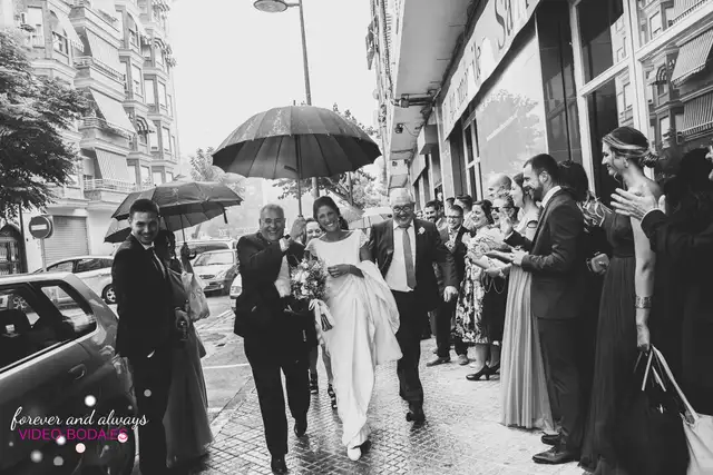 fotografías vestirse los novios