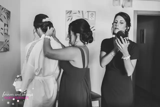 fotografías vestirse los novios