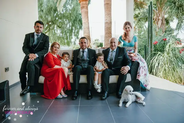 fotografía familiar casa novio