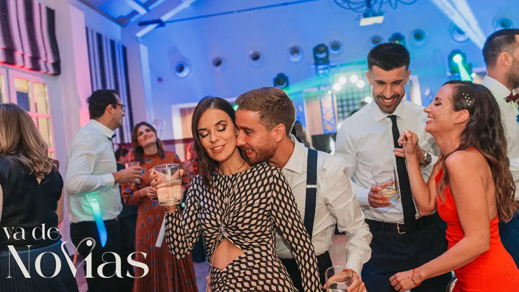 boda campo anibal raquel sergio fiesta photocall
