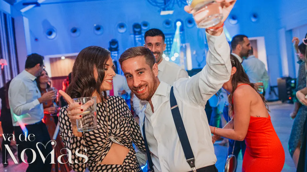 boda campo anibal raquel sergio fiesta photocall