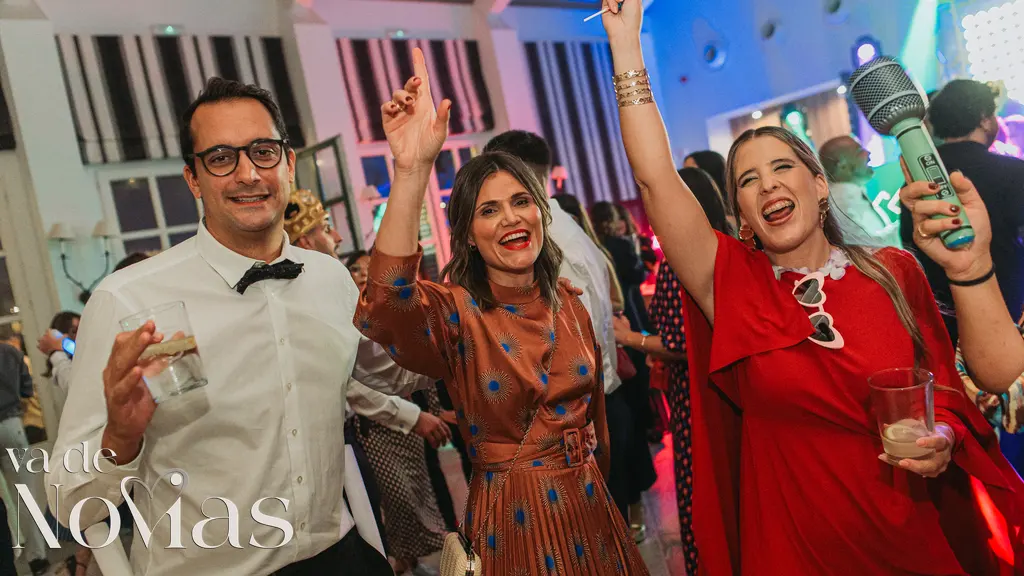 boda campo anibal raquel sergio fiesta photocall