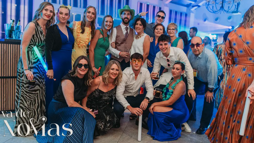 boda campo anibal raquel sergio fiesta photocall