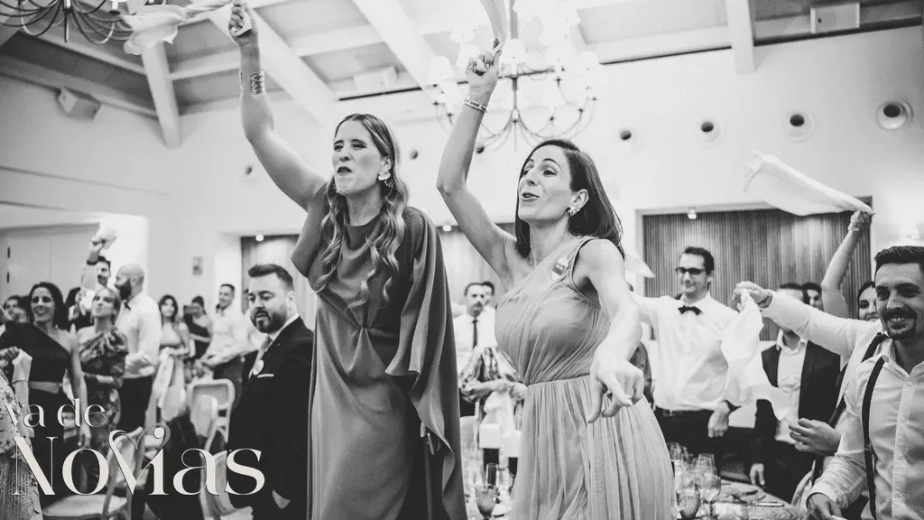 boda campo anibal raquel sergio BW banquete portada