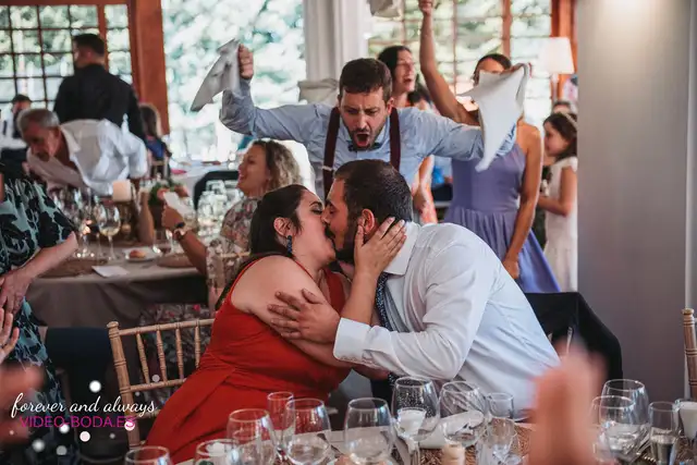 Reportaje boda tamara Asis Sauces Olimar Chiva banquete emotivas portada