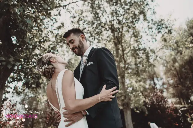 Reportaje boda tamara Asis Sauces Olimar Chiva portada sesion pareja