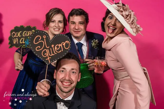 fotografías photocall Lourdes e Isidro Campo Anibal