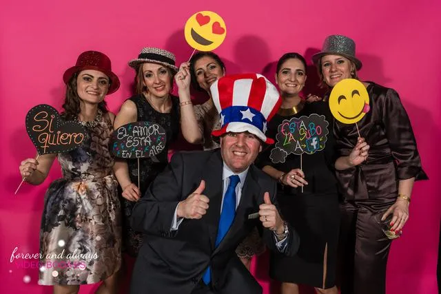 fotografías photocall Lourdes e Isidro Campo Anibal