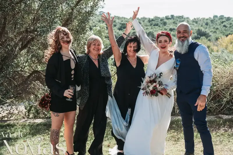 boda masia niñerola maria cristian coctel grupales
