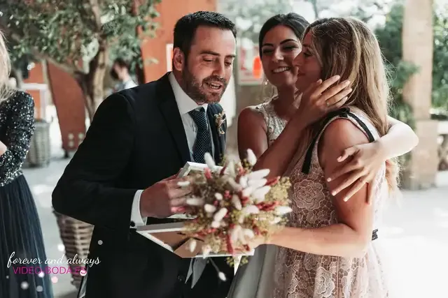 boda masia del carmen Laura Julian banquete emotivas