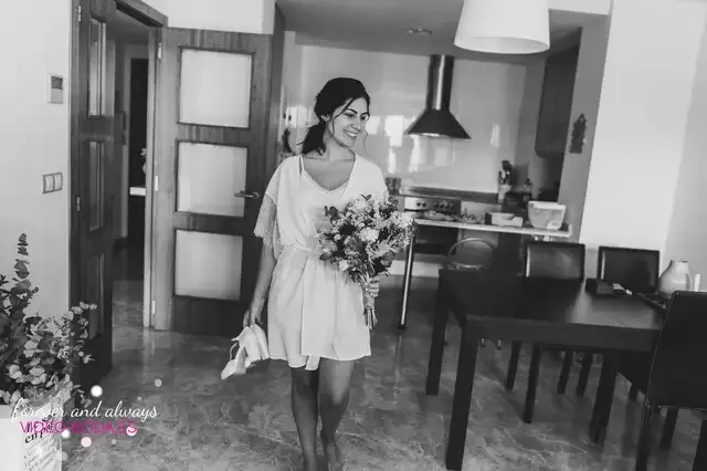 boda masia del carmen Laura Julian BW preparativos