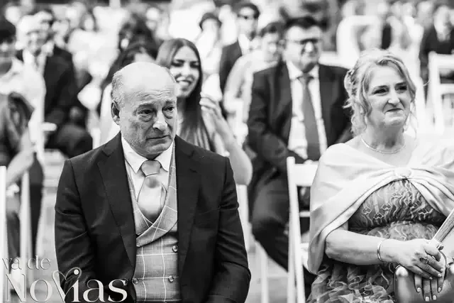 uuuuuuuuuuubuoda jaruudinesu uuuuuuuuuuluuuuau haucienuuuuuda Kuauuren u jose BW ceremonia emotivas portada