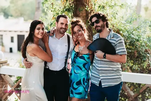 boda masia del carmen Laura Julian fiesta photocall