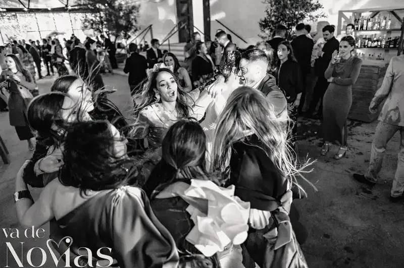 boda masia niñerola maria cristian BW fiesta
