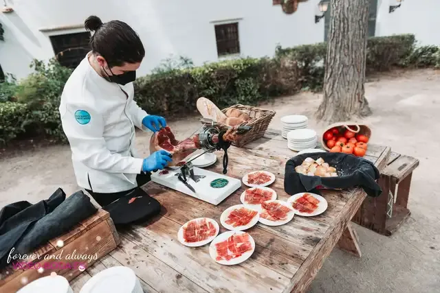 boda masia del carmen Laura Julian coctel detalles