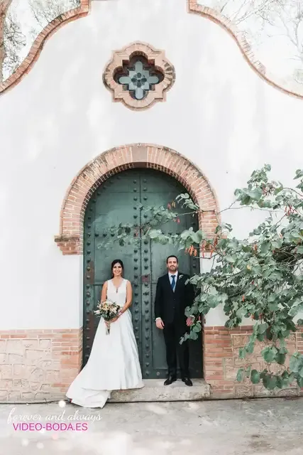 boda masia del carmen Laura Julian portada sesion pareja