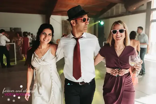 boda masia del carmen Laura Julian fiesta photocall