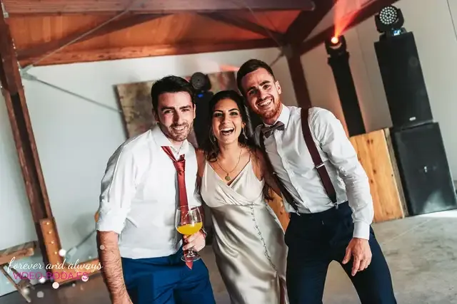 boda masia del carmen Laura Julian fiesta photocall