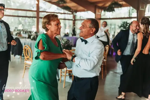 boda masia del carmen Laura Julian fiesta