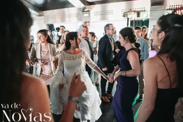 boda hotel las arena angela sergio fiesta