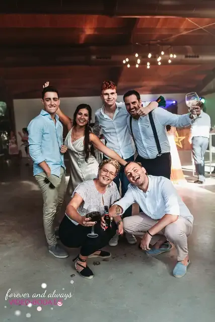 boda masia del carmen Laura Julian fiesta photocall